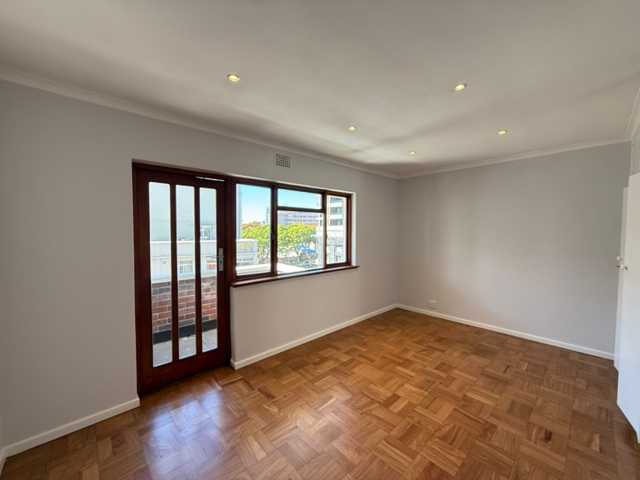 0 Bedroom Property for Sale in Sea Point Western Cape